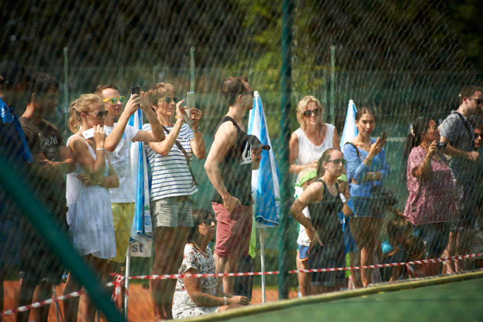Zuschauer am Training von Roger Federer